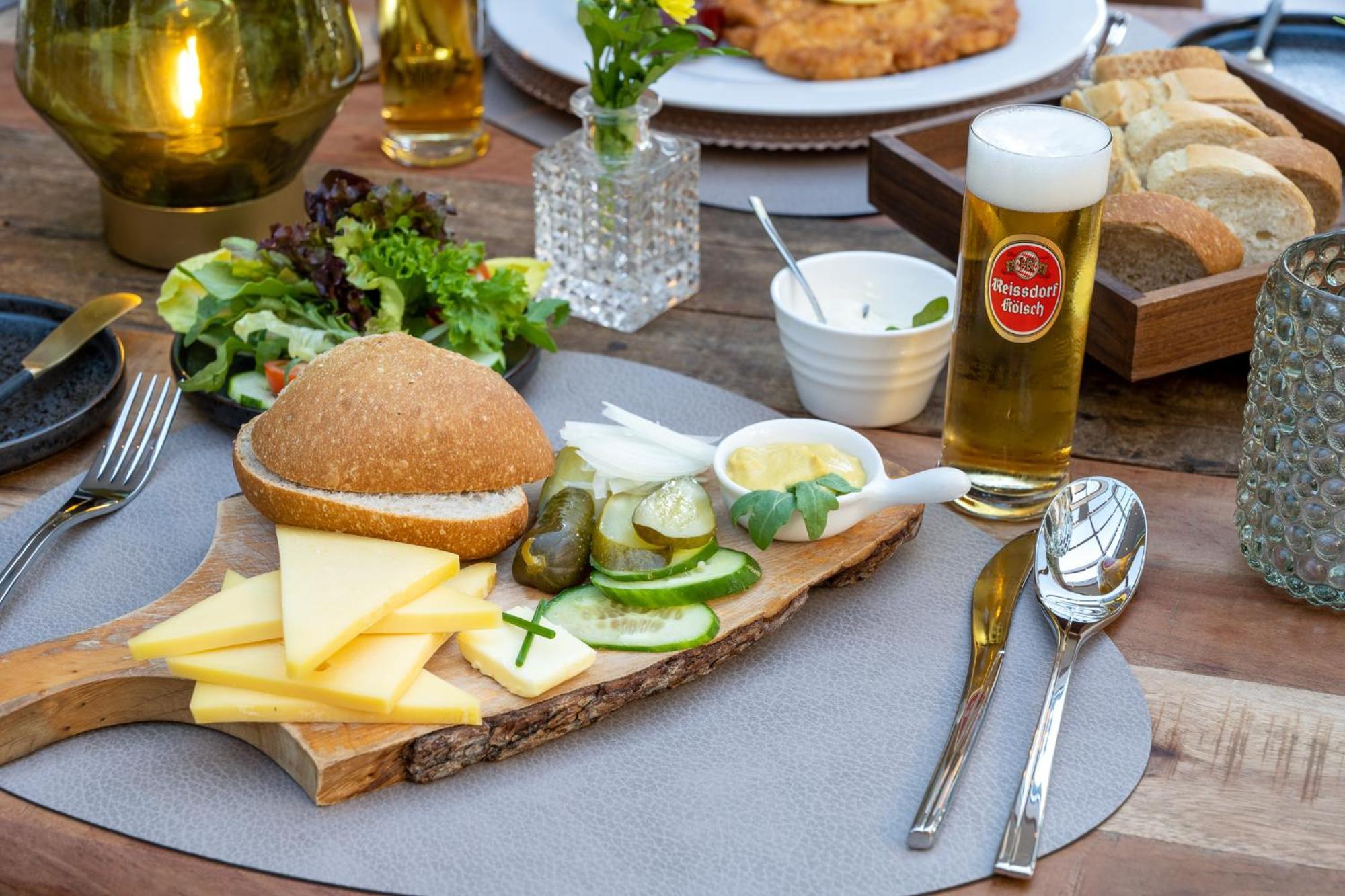 Triton Otel Köln Dış mekan fotoğraf